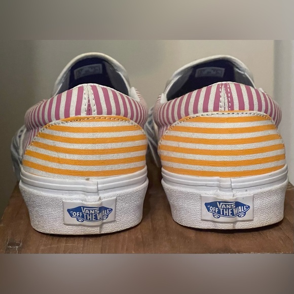 Vans Classic Slip ons - Picture 2 of 2